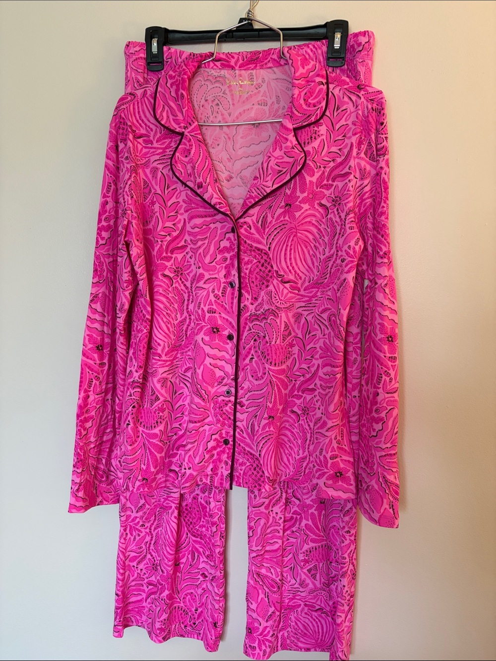 Lilly Pulitzer Hot Pink Floral Satin Pajama Set with Black Piping
